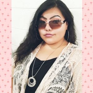 Meet your Posher, Faithe